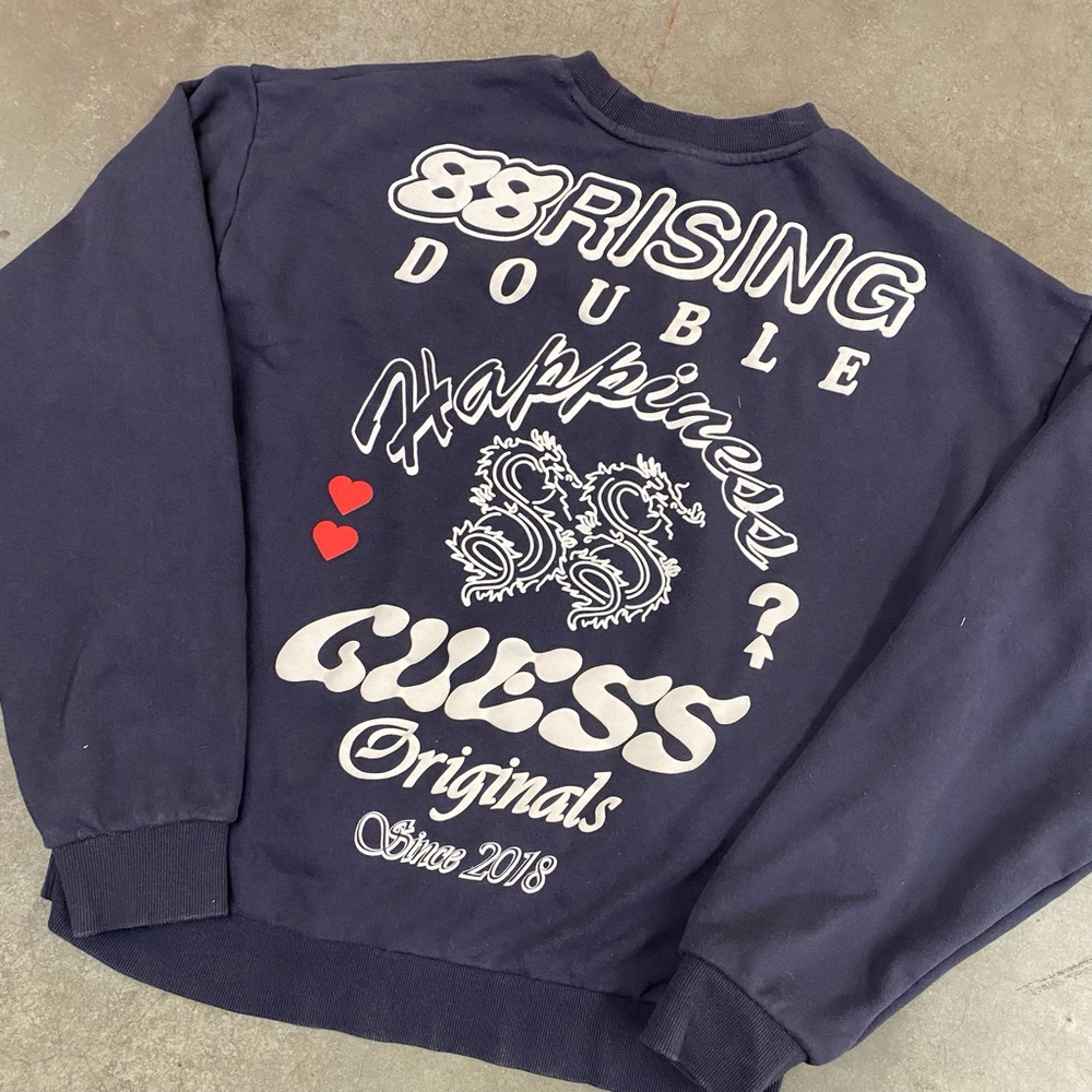 GUESS 88 Rising Double Happiness Crewneck Sweatshirt Navy Blue Mens M
